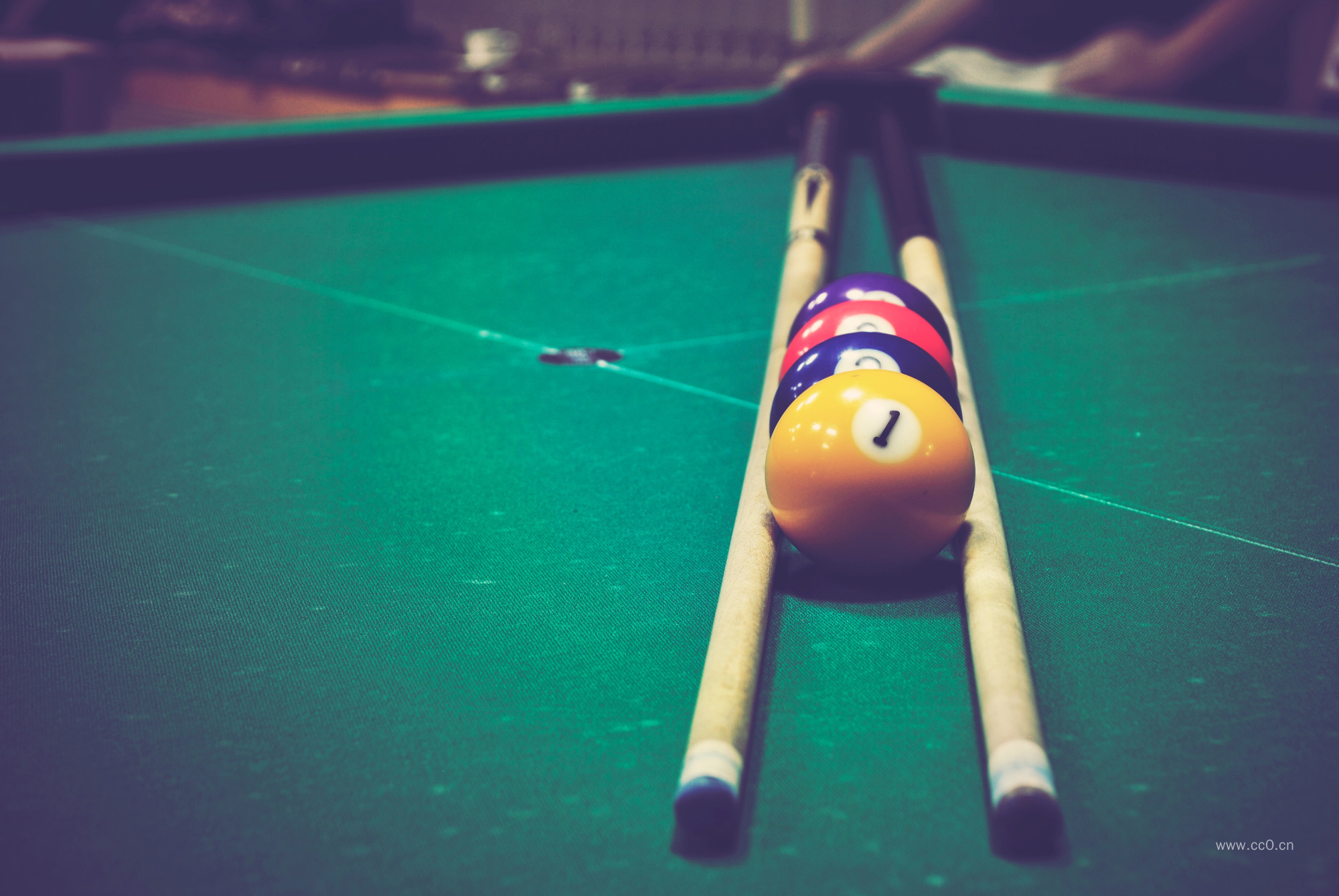 台球桌上的球