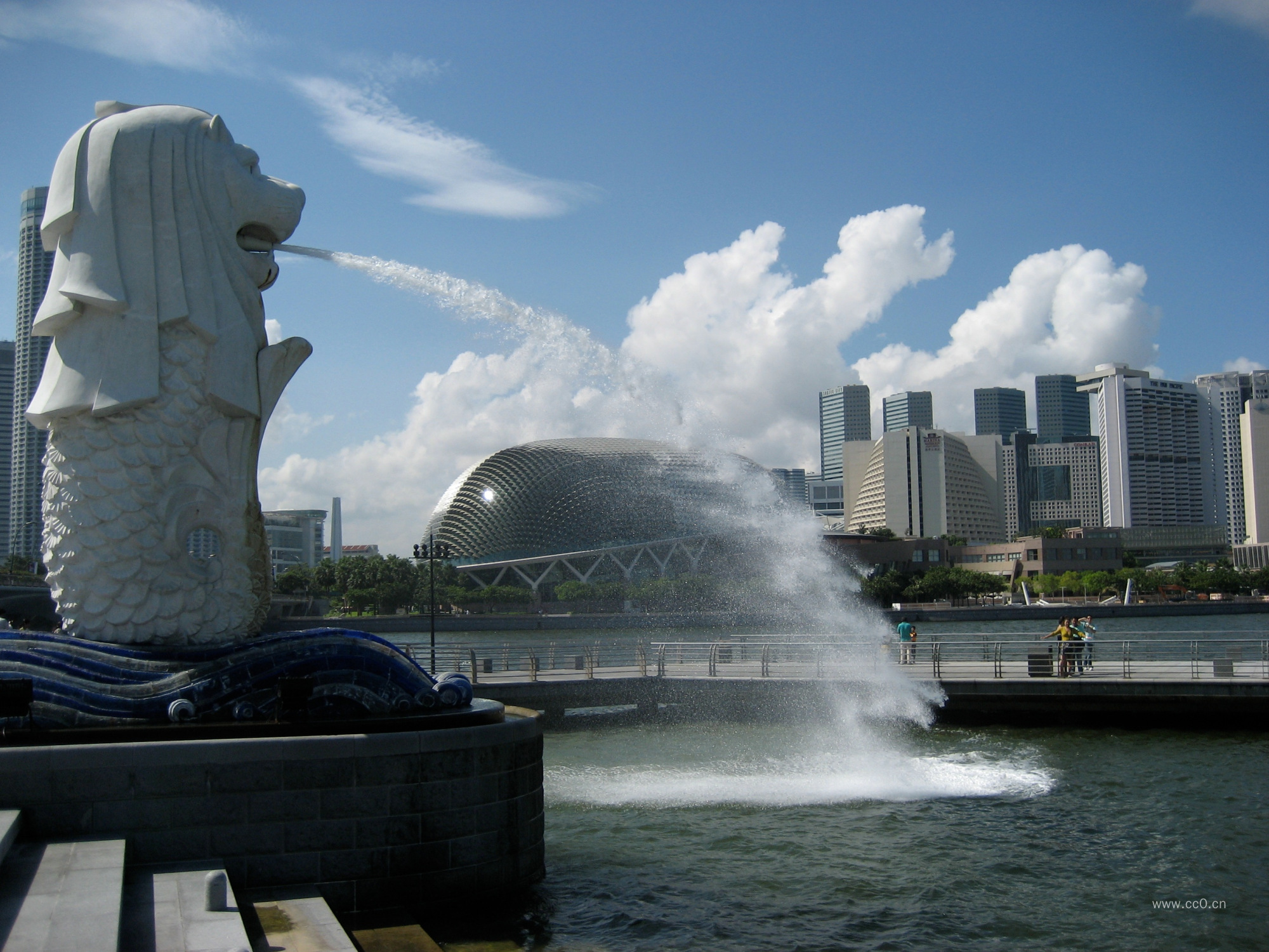 城市景观喷泉雕塑图片