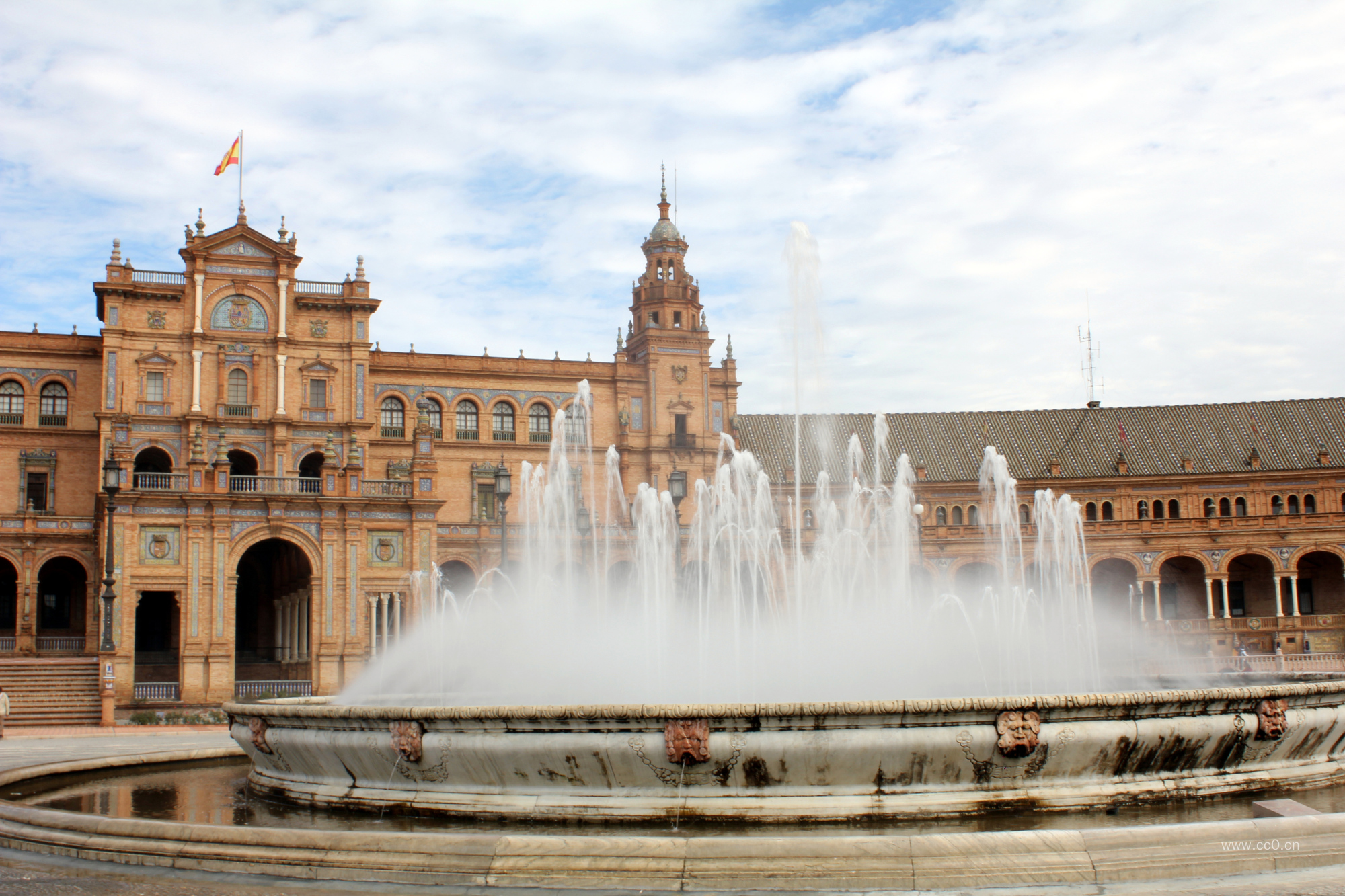 欧式建筑与喷泉图片