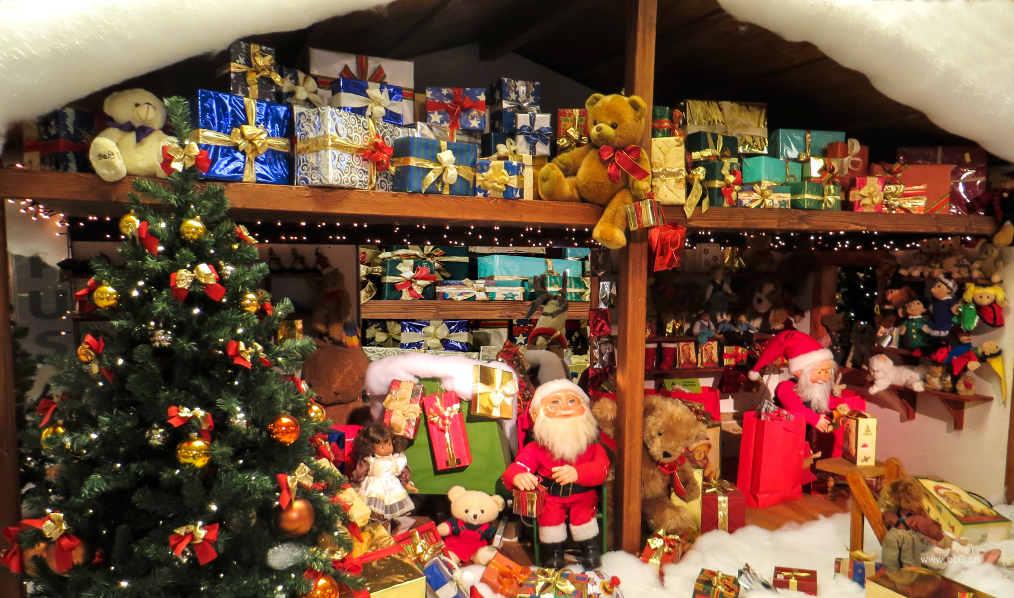 圣诞节装饰品与礼物图片