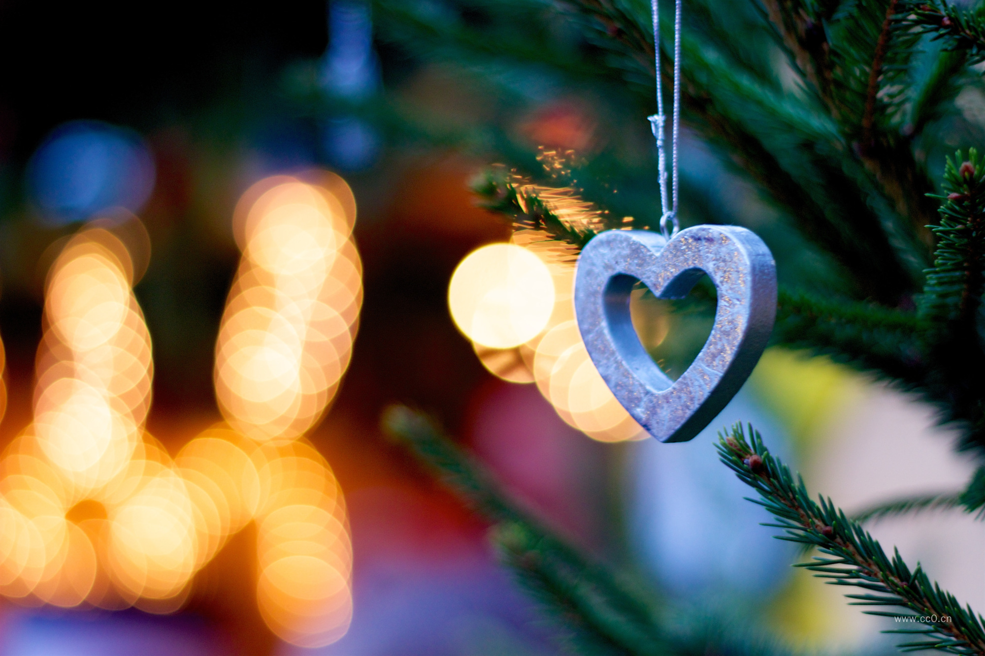 圣诞装饰桃心的图片