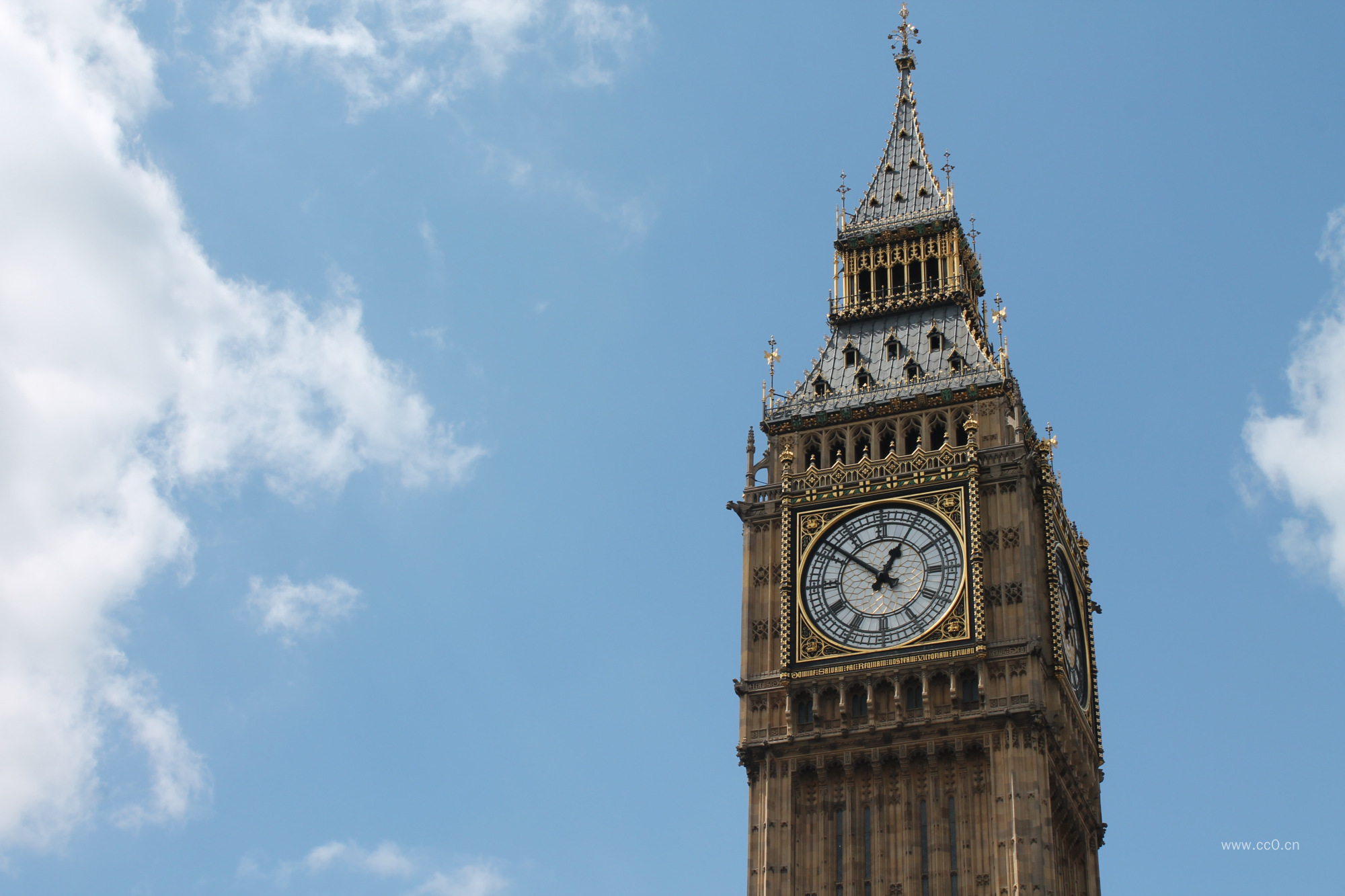 大笨钟钟楼建筑