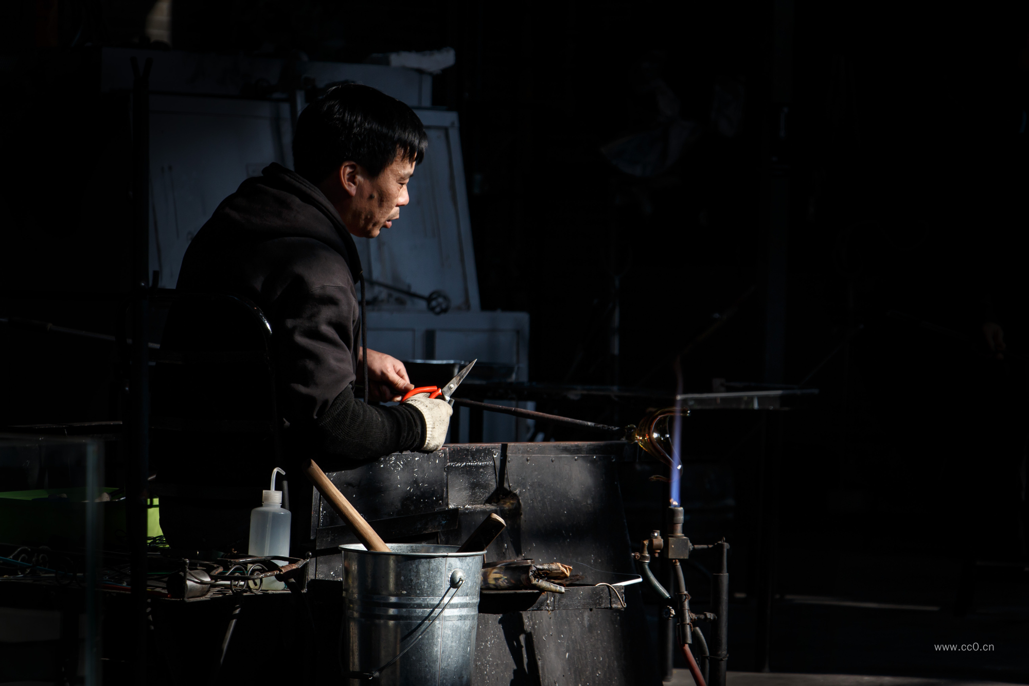 工人工作的图片