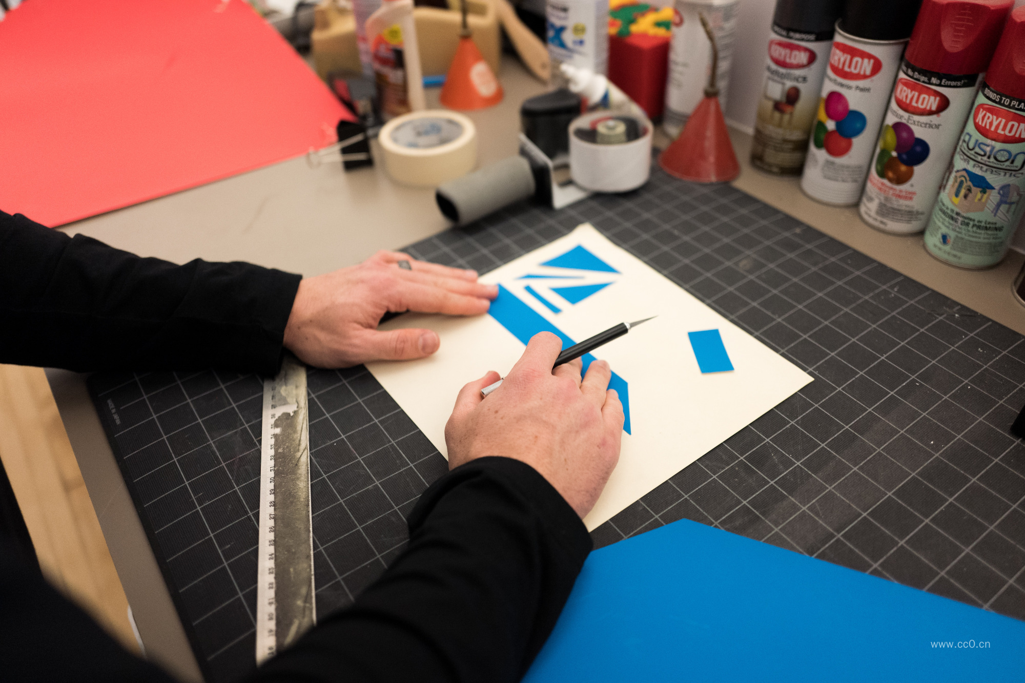 设计师绘图的图片