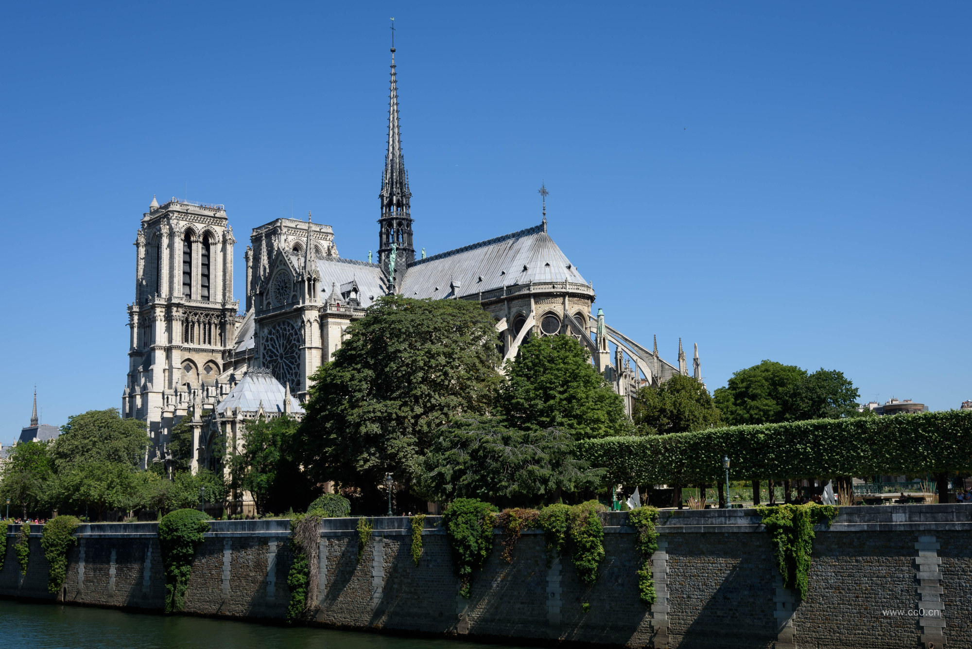 巴黎圣母院教堂建筑