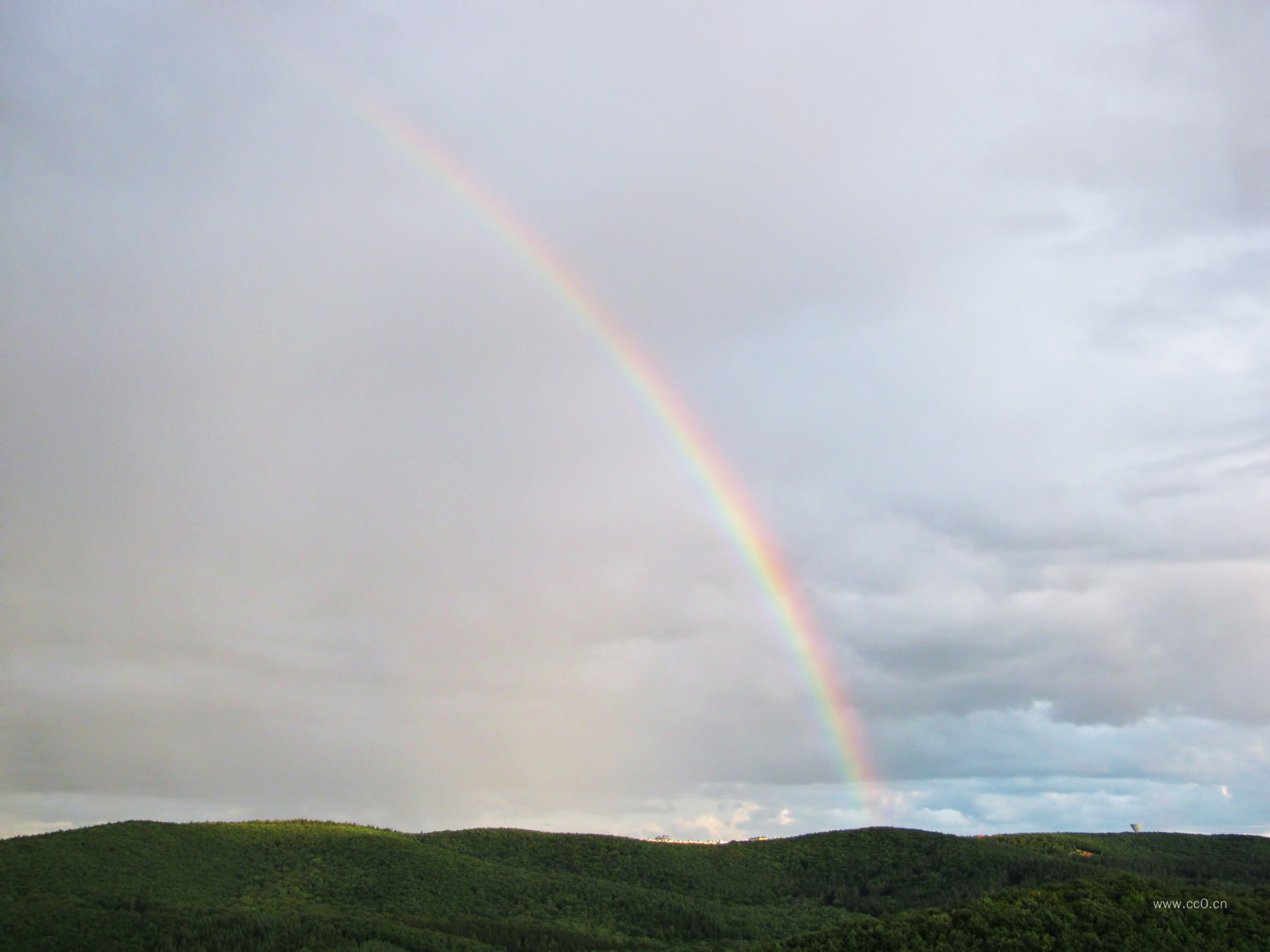 雨后的彩虹图片