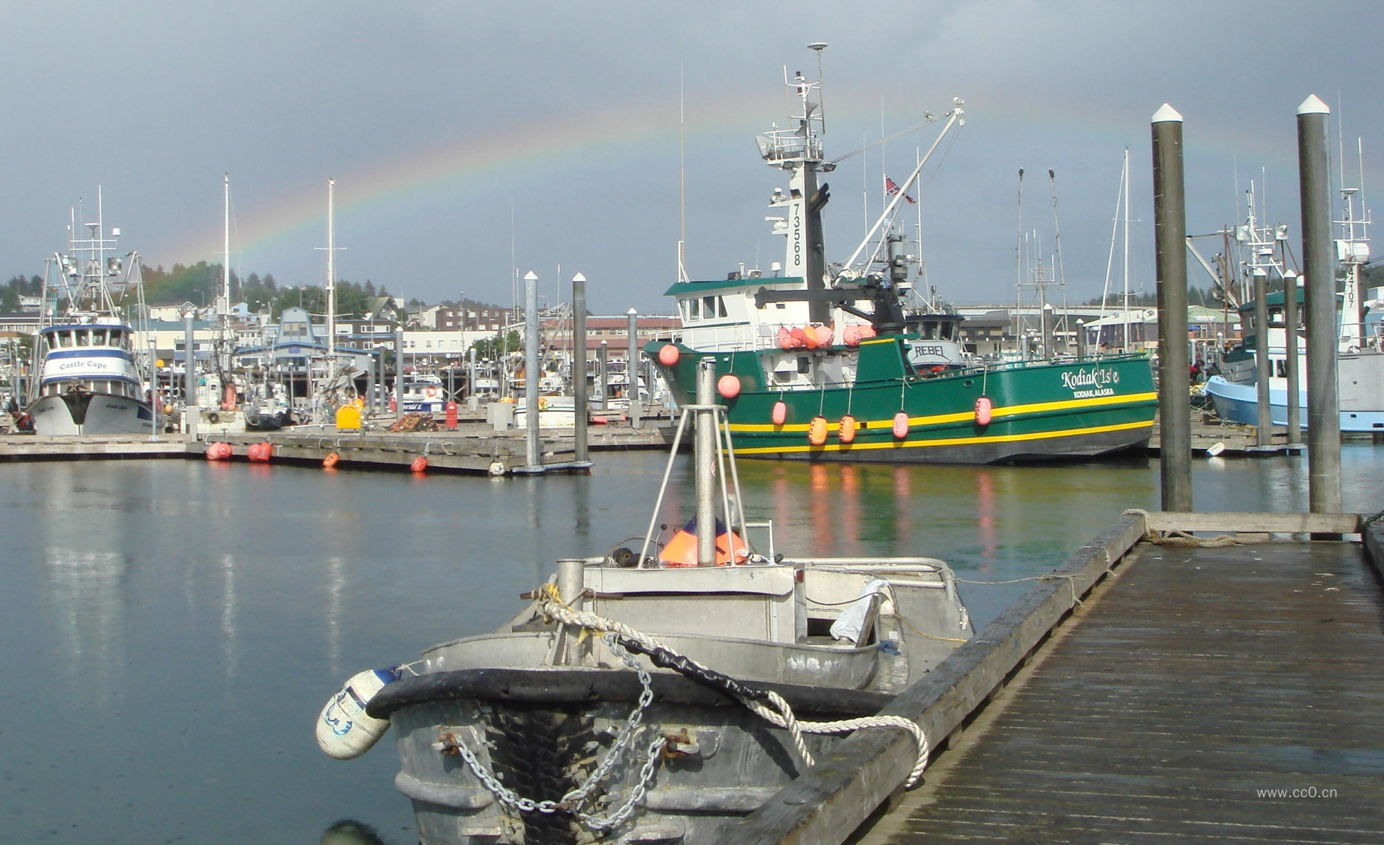 海港港湾的船舶图片