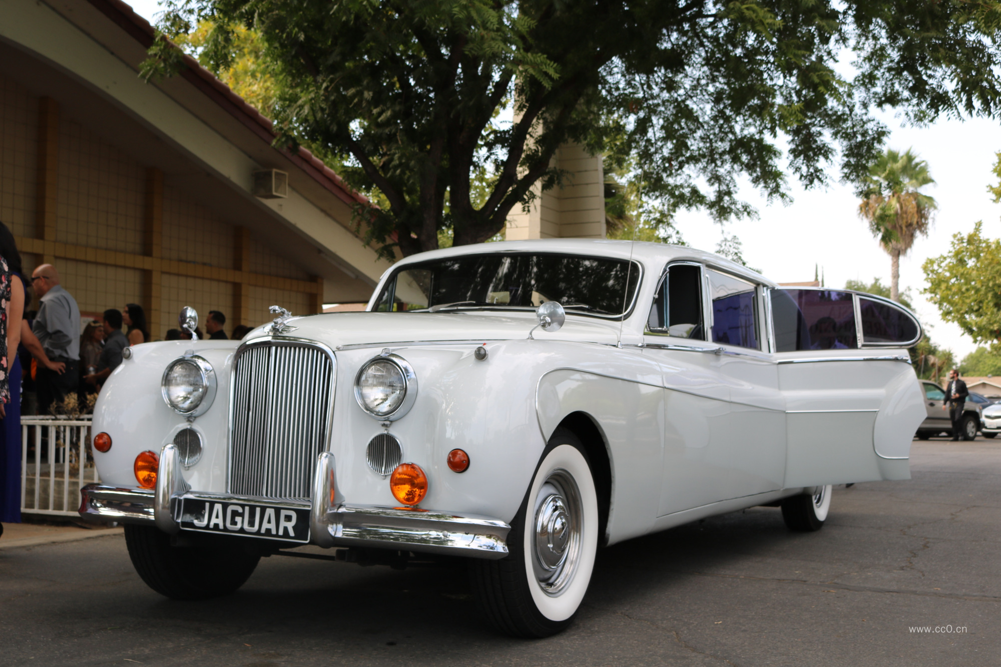 古典豪华轿车图片