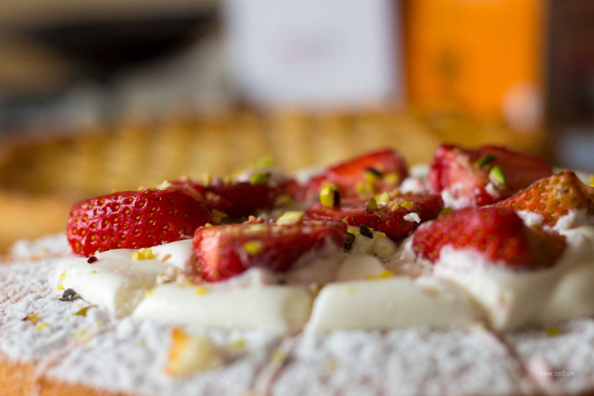 草莓蛋糕甜食图片